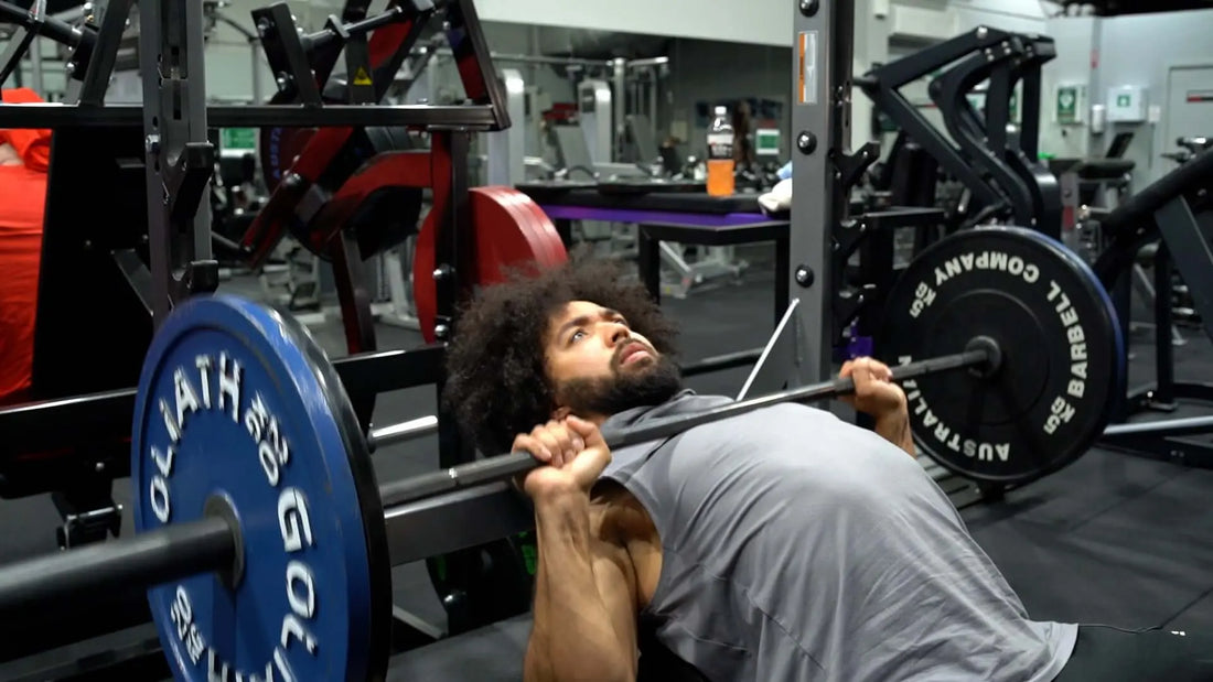 Why you Need to Arch when you Bench Pressing EZMUSCLE  Why you Need to Arch when you Bench Pressing